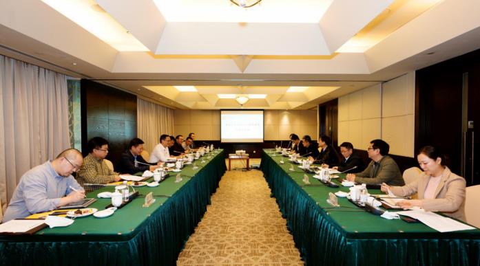 集团党委书记、董事长任丁会见重庆尊龙凯时集团董事长乔昌志一行