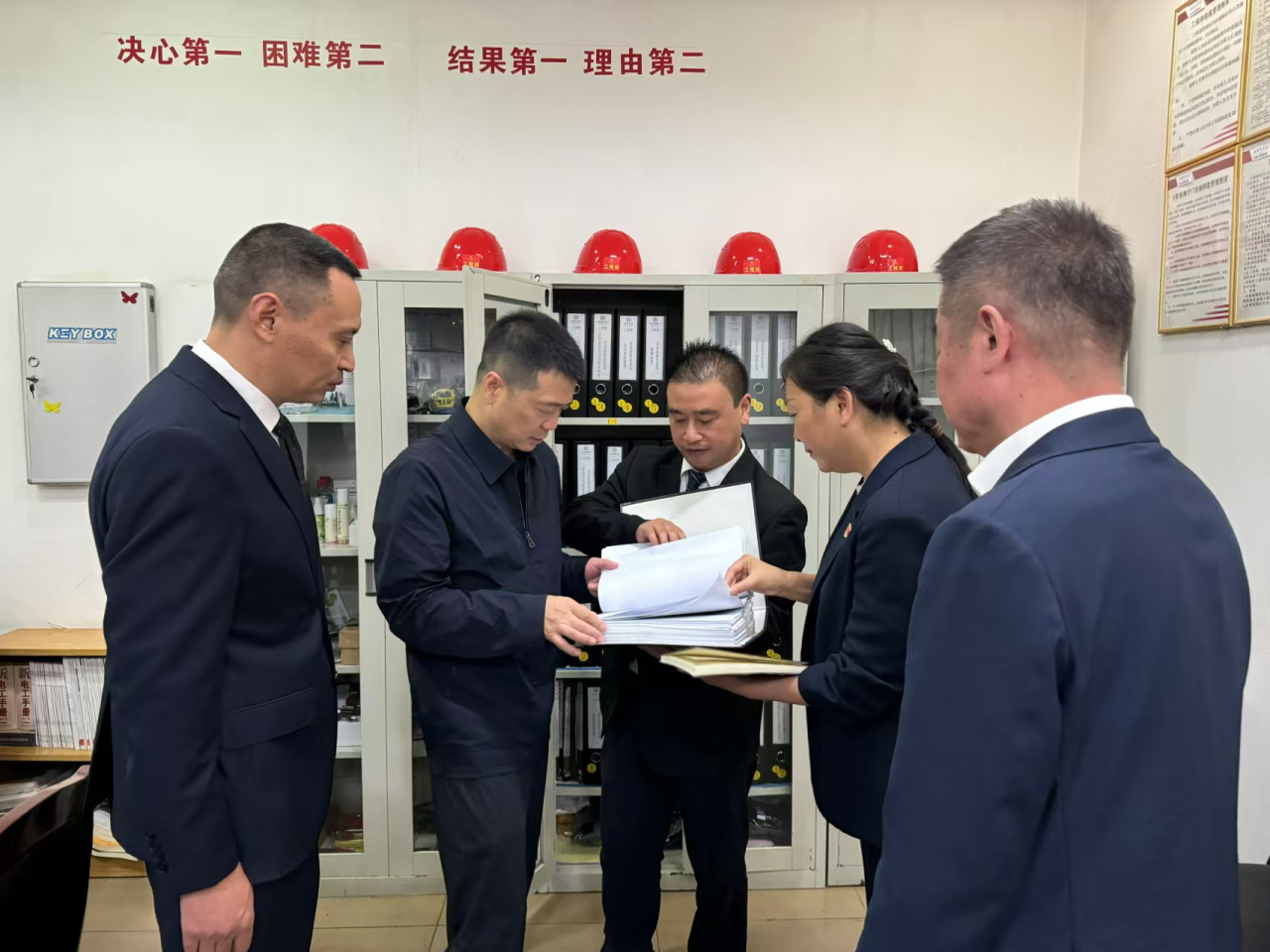 省尊龙凯时集团党委书记、董事长游勇国庆节期间调研督导旗下酒店经营及安全生产工作